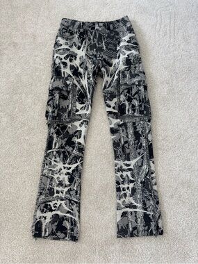 Rebel Black & Gray Abstract Pattern Cargo Pants NWT size 28